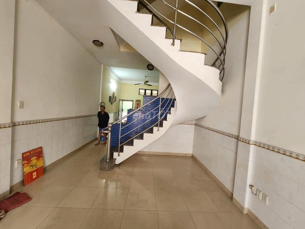 BÁN NHÀ MẶT TIỀN 4 TẦNG, đối diện Parcmall Cao Lỗ, Quận 8 - Ảnh 3