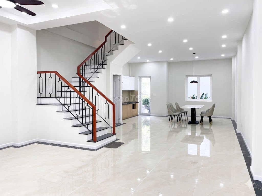 Bán Sol Villas Cát Lái - 120m2 - Full NT - Có HĐ thuê 25 tr - 16.5 tỷ