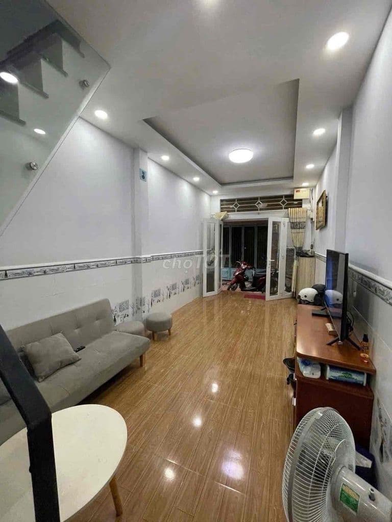 nhà bán Lạc Long Quân Tân Bình -