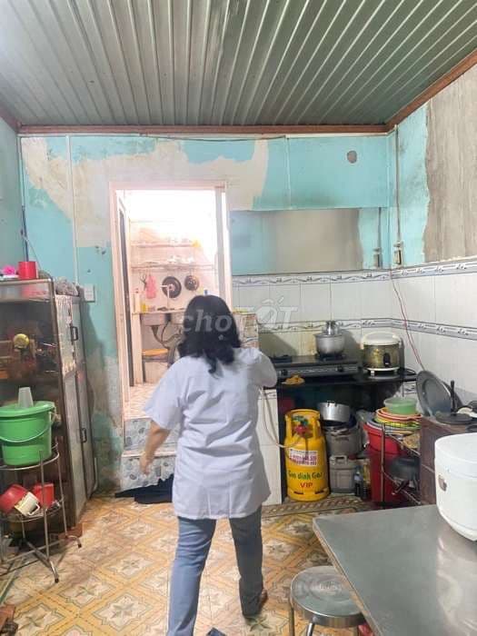 BÁN NHÀ PHƯỜNG TRUNG MỸ TÂY DT 130M2 ĐƯỜNG TÔ KÝ ĐỐI DIỆN CÔNG VIÊN - Ảnh 3