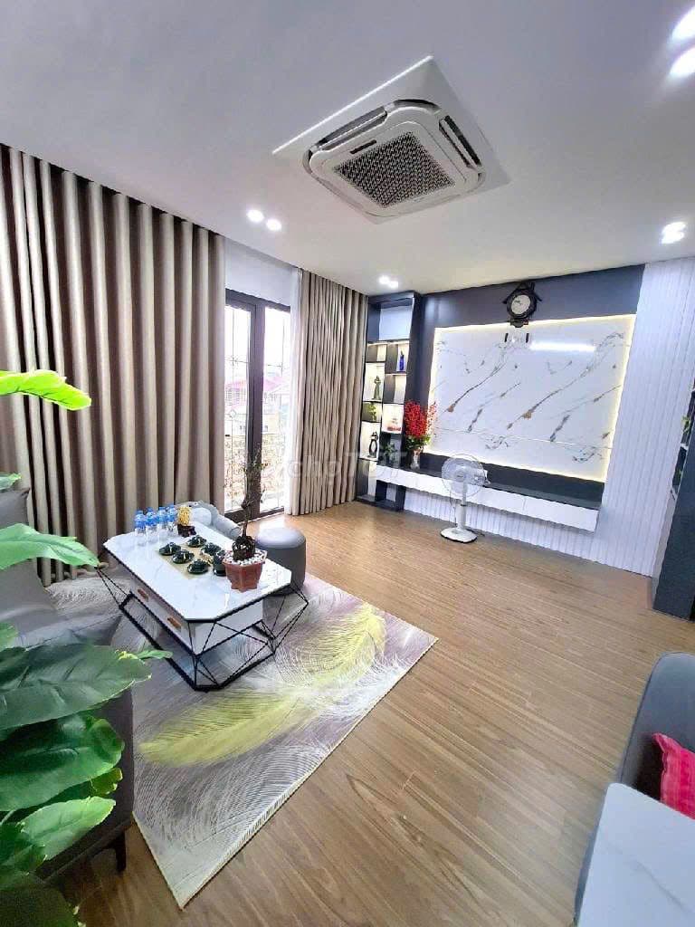 Siêu phẩm phân lô oto vào nhà Vương Thừa Vũ 52m, 7 Tầng giá 20.5 tỷ