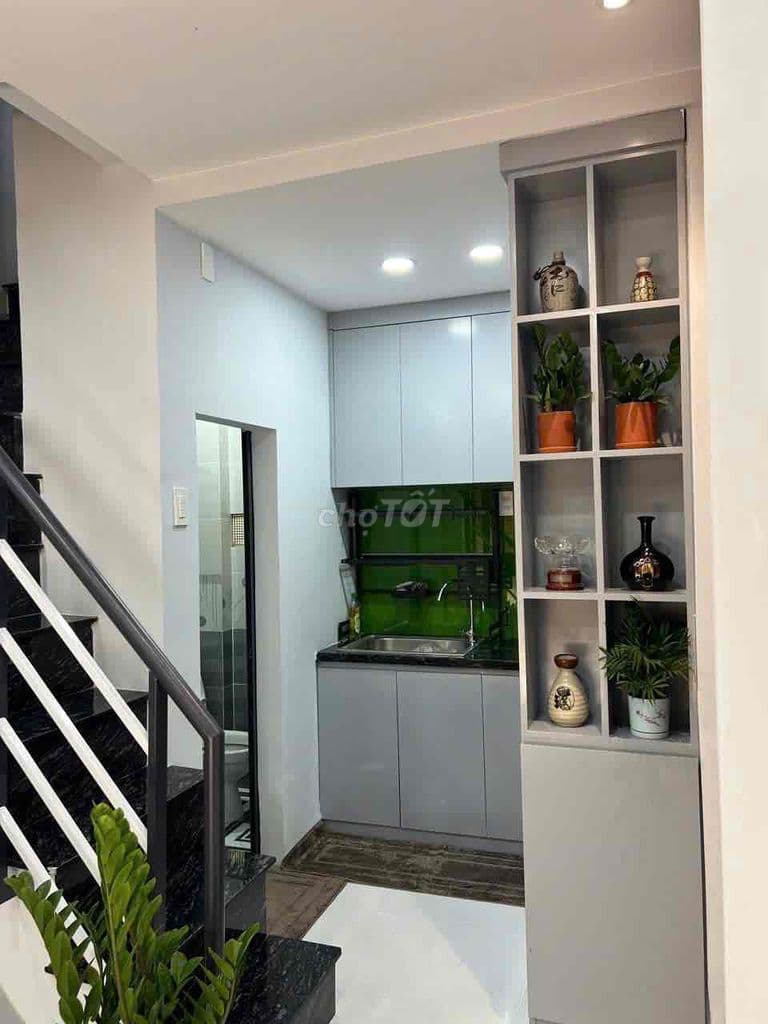 Bán nhà gần Bệnh viện quận 7 GIÁ 2,5 TỶ đang cho thuê tháng 15 triệu - Ảnh 2