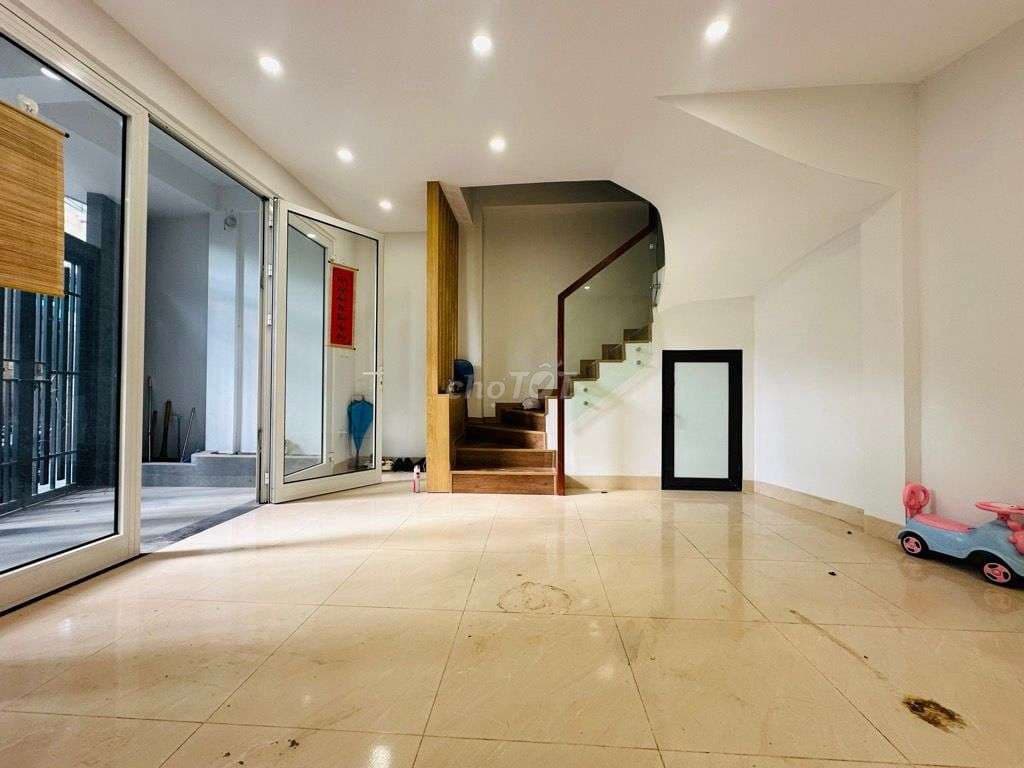 6 2 tỷ nhà lô góc 4 tầng Thị Trấn Trôi Hoài Đức - Ảnh 2