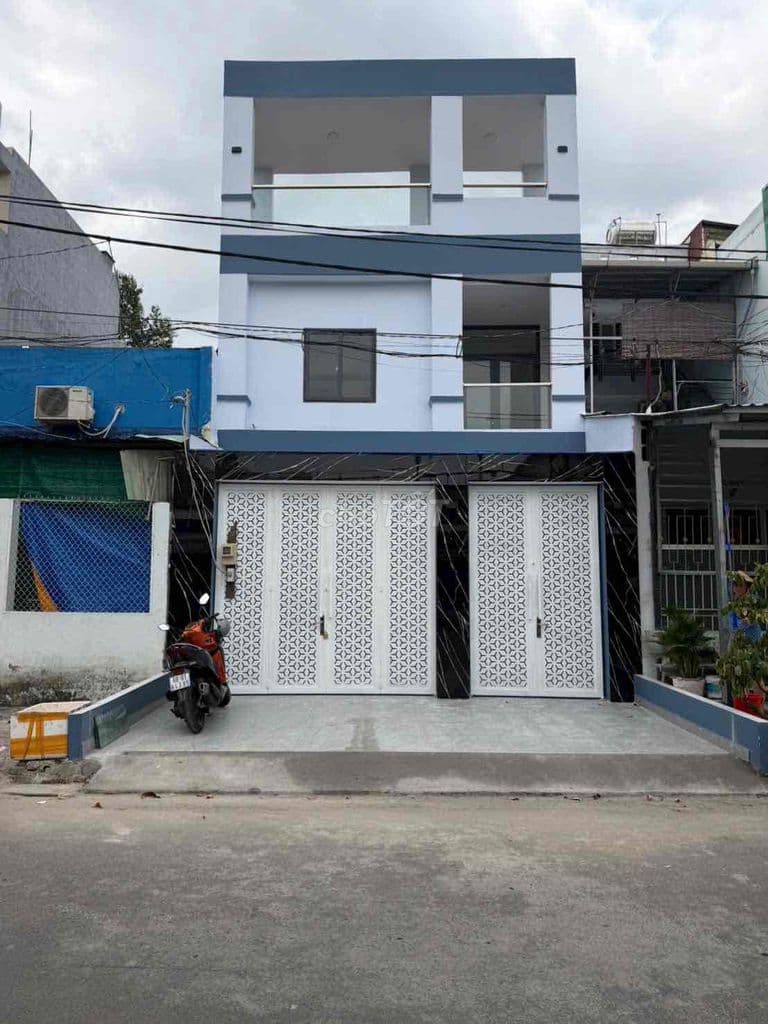 bán nhà 6x20m, 3 tấm, đường số 12 KDC Bình Hưng, ngay bến xe Q8