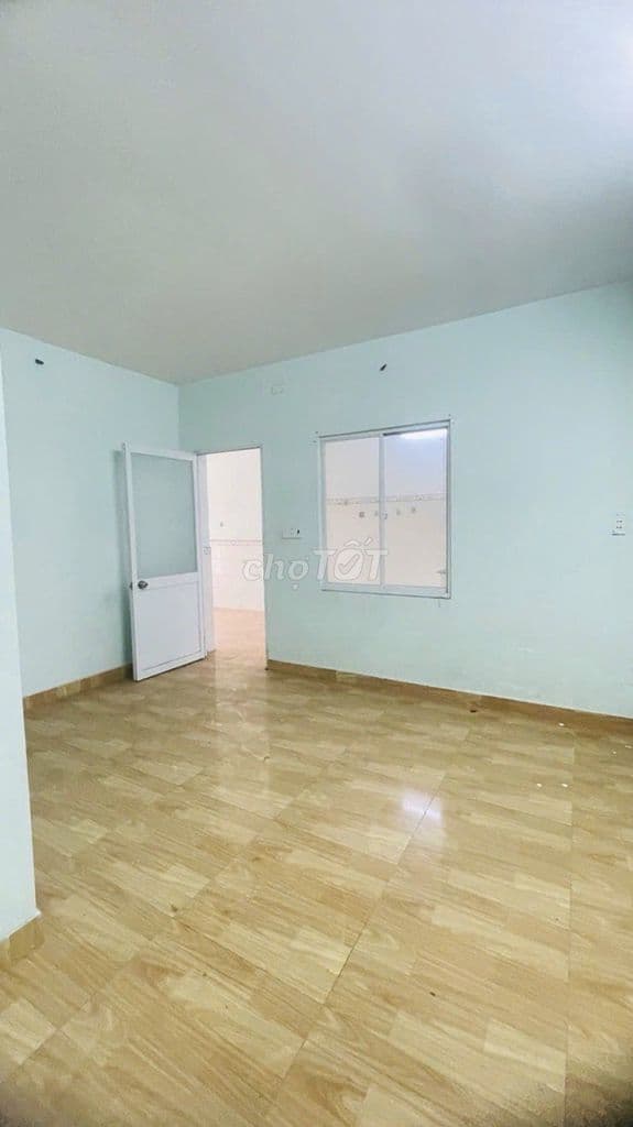 BÁN CA8N NHÀ DIỆN TÍCH KHỦNG NGANG 6,5 HIỆP THÀNH - QUẬN 12