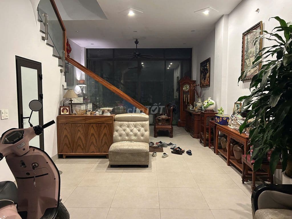 CHÍNH CHỦ CẦN BÁN LK NHÀ HOÀN THIỆN DTICH 63M - Ảnh 3