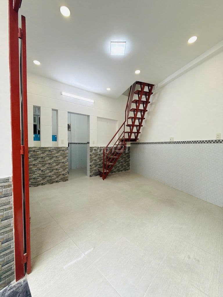 Chính chủ 997/31/6 TrầnXuânSoạn,P.TânHưng, Q7.Hoa hồng 2%+IP17 - Ảnh 2