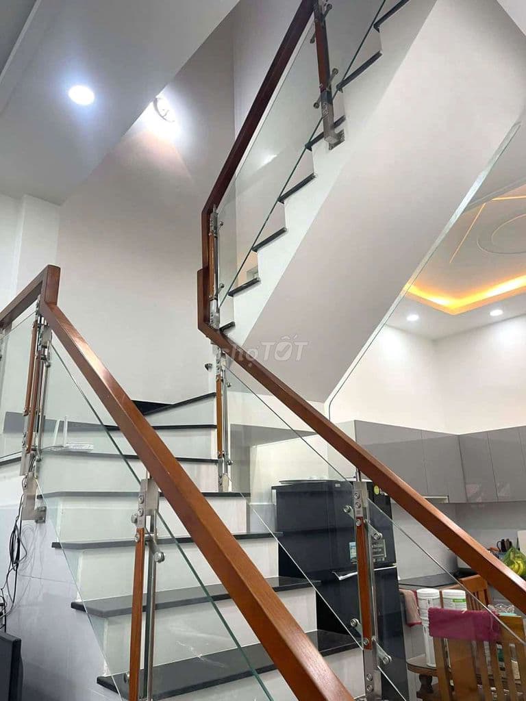 MTKD giáp chợ Liên Khu 5 - 6 56m. 4m x 14m2 tầng btct 3pn.3wc. shr - Ảnh 3