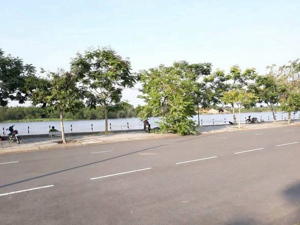 Bán đất 152m2 mặt tiền 8m gần sông Tắc, TP. Thủ Đức - Ảnh 2