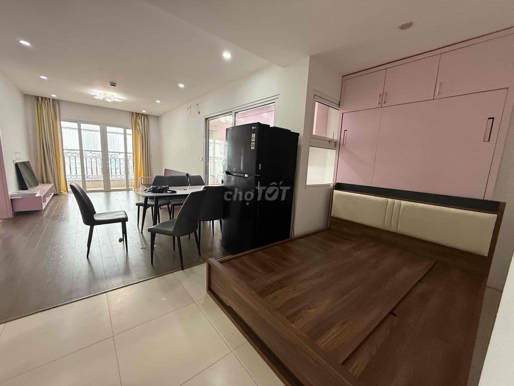 Cần bán gấp căn hộ chung cư 2PN 95m2 Hoà Bình Green Đã Có Sổ Đỏ.