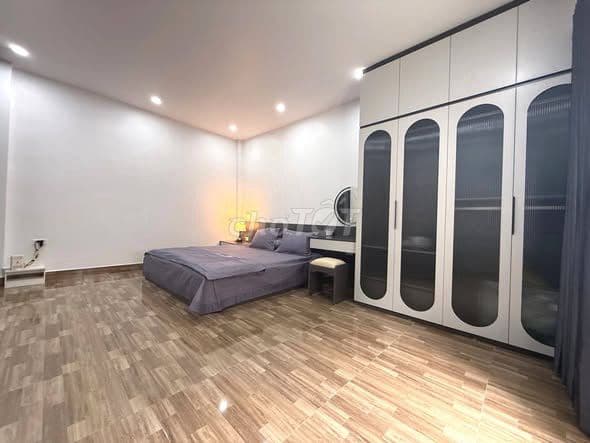 Bán Nhà 6 Tầng Thang Máy Thanh Đàm, 10M Ô Tô, 7.05 Tỷ