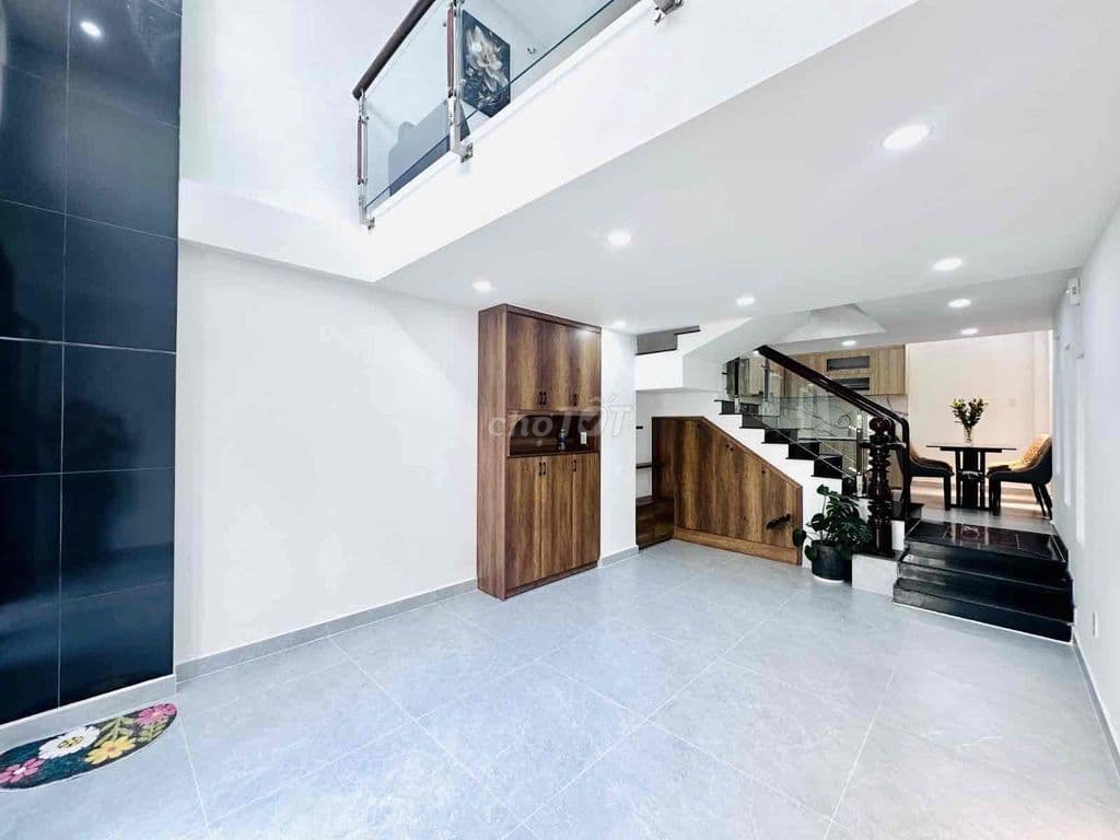 4 TẦNG - 3PN, SÂN THƯỢNG RỘNG - XE HƠI NGỦ TRONG NHÀ - FULL NT Ở NGAY - Ảnh 2