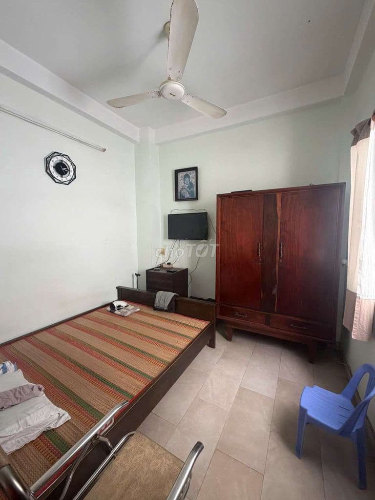 Bán nhà hẻm 6m thông Lạc Long Quân p5 40m2 2 lầu đúc giá 6.5 tỷ còn TL - Ảnh 3