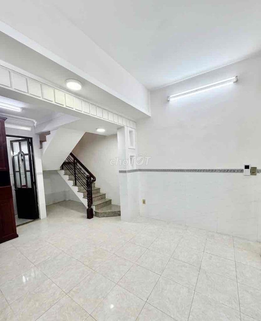🔥 CHỈ CÁCH 1 CĂN RA HẺM OTO - 4 TẦNG CHỈ 4.x T.ỷ GẦN CHỢ CÂY THỊ - Ảnh 2