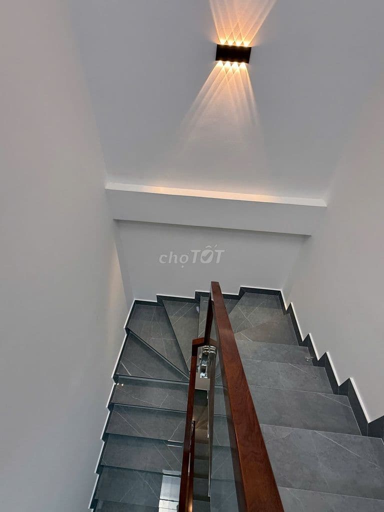Nhà mới MT đường số 11, KDC Bình Hưng, 01 trệt, 3 lầu, ST. N4m x 18m. - Ảnh 3