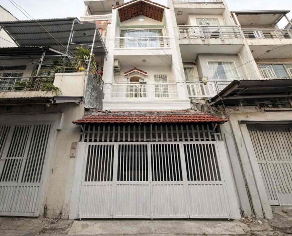 NHÀ 3 TẦNG-SHR - ĐS11- GIÁP TÂN PHÚ- HẺM XE TẢI 6M-CHỈ 3 TỶ 1