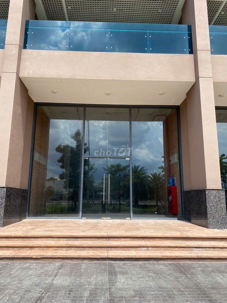 BÁN SHOPHOUSE ECO GREEN SAIGON - MẶT BẰNG THƯƠNG MẠI 2 TẦNG - Ảnh 2