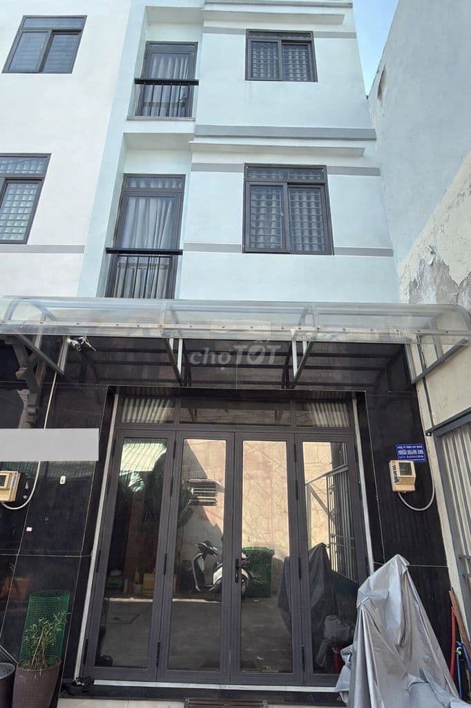 NHÀ ĐẸP, HẺM 4M NHỈNH 5.tỷ - 4 TẦNG, 4X10 KHU VIP PHÚ THỌ HOÀ