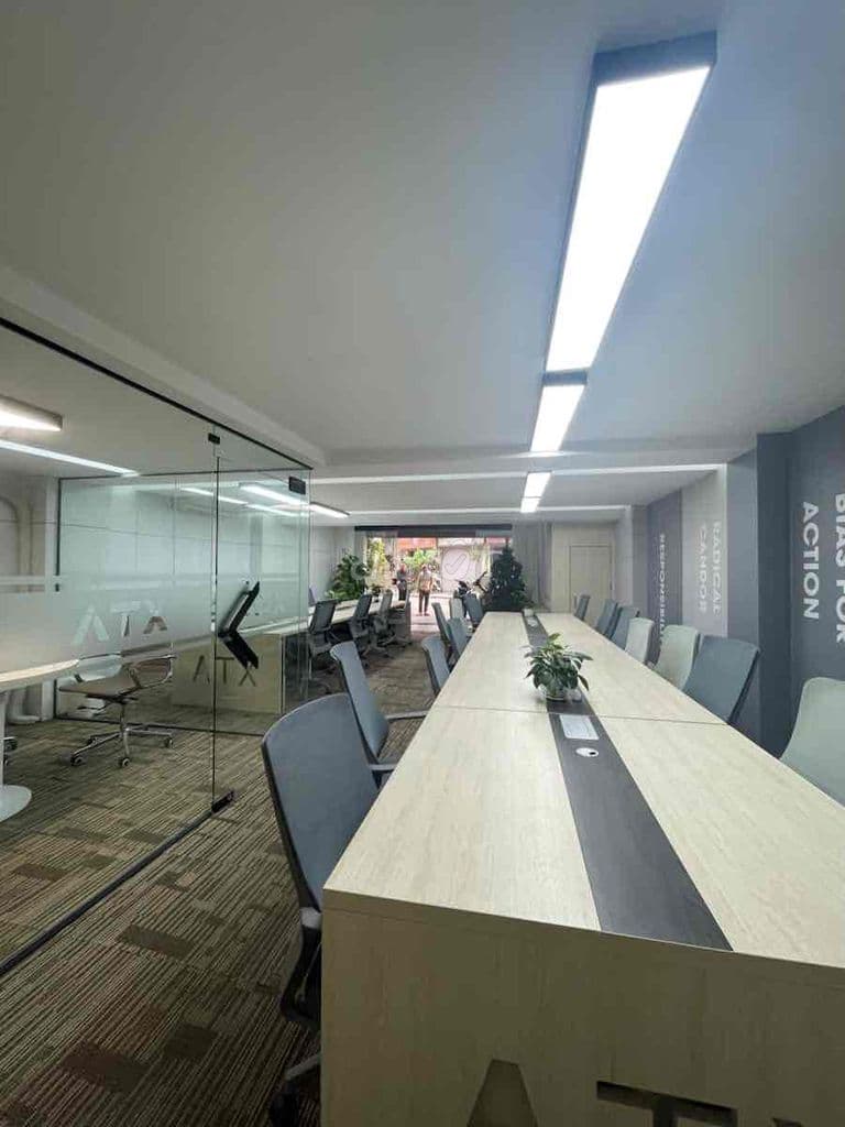 Siêu Phẩm Lương Đình Của– Thang Máy–Ô Tô Tránh–Vỉa Hè-91m giá 90 tỷ - Ảnh 2