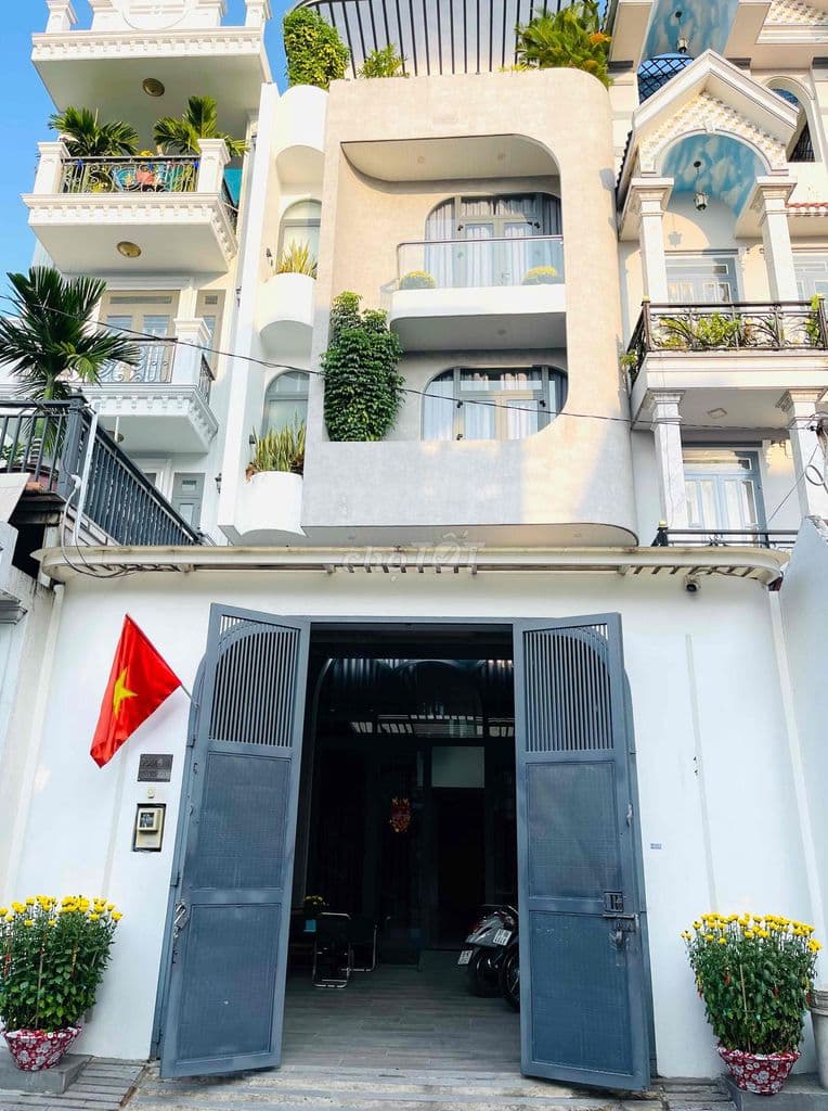 Bán nhà thiết kế đẹp full nội thất cao cấp. - Ảnh 3