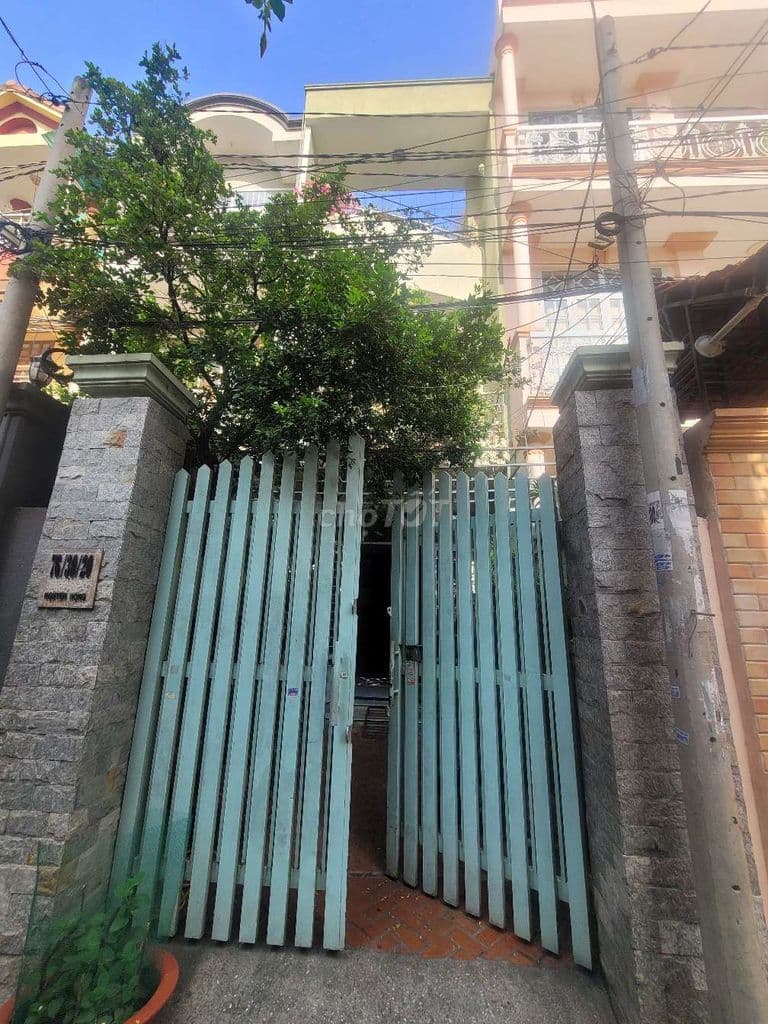 Bán nhà hẻm đường Nguyên Hồng - Bình Thạnh