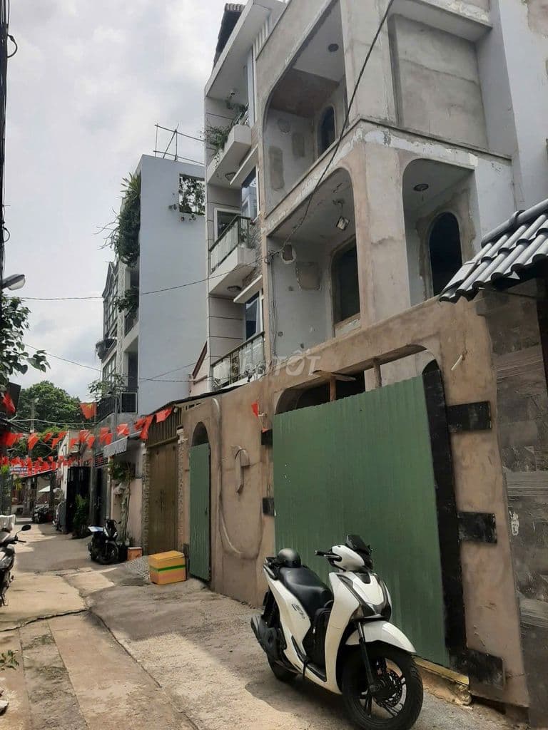 Sát mặt tiền Nguyễn Văn Khối, 120m2, ngang 8m, Gò Vấp, hơn 12 tỷ TL