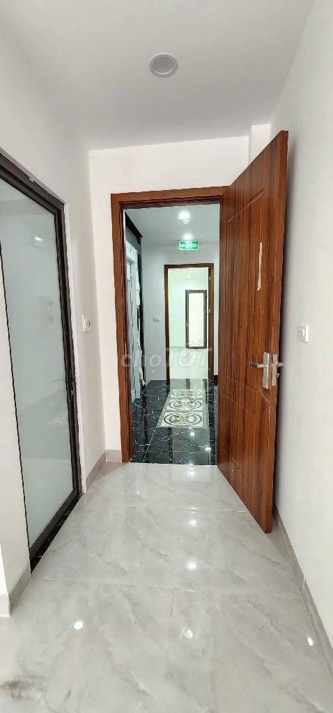 BÁN NHÀ NGÕ 523 MINH KHAI - 5 TẦNG THANG MÁY - Ô TÔ ĐỖ GẦN - 2 THOÁNG - Ảnh 3