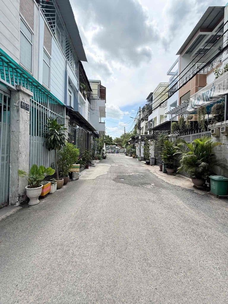 cg Bán nhà 3 tầng hẻm ô tô tránh nhau Tô Ngọc Vân, P. Thới A