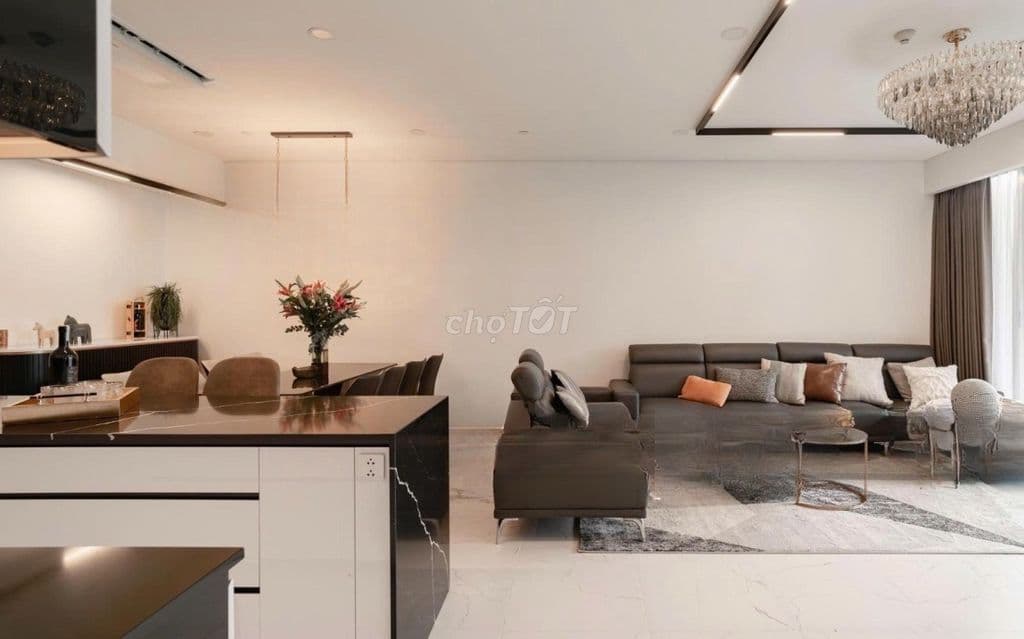 Bán 3 phòng ngủ Galleria - Metropole view sông, cầu Ba Son, có sổ - Ảnh 3