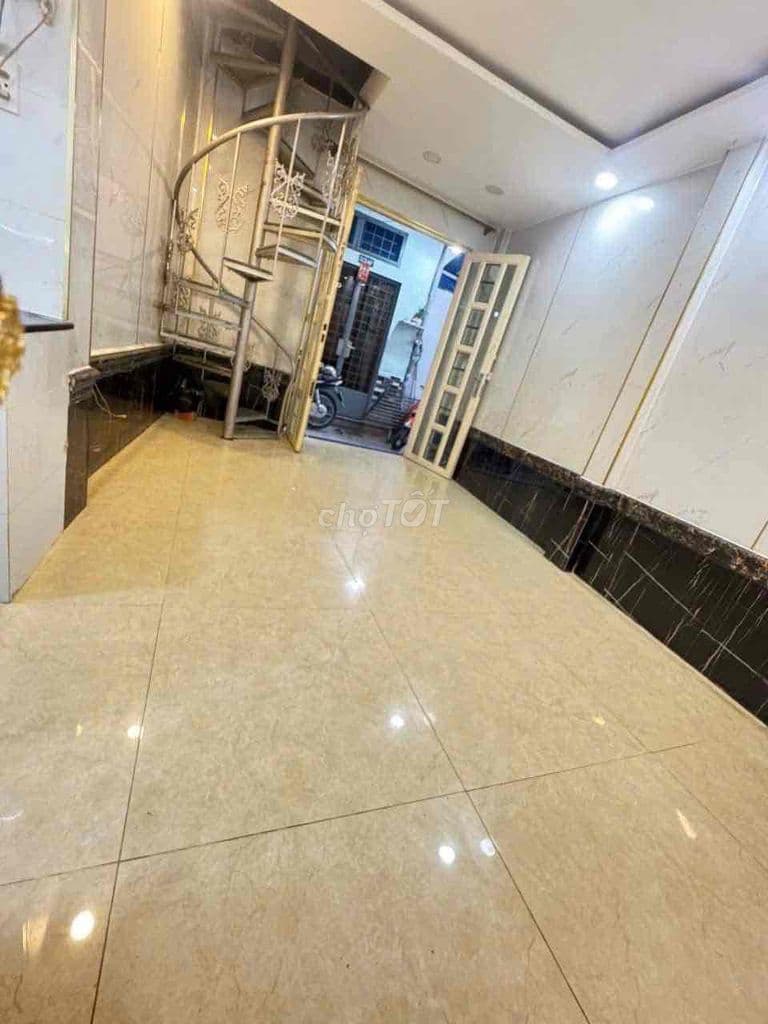 bán nhà 4 tầng. sổ Hồng riêng. ko huy hoạch. hẻm 3m - Ảnh 3