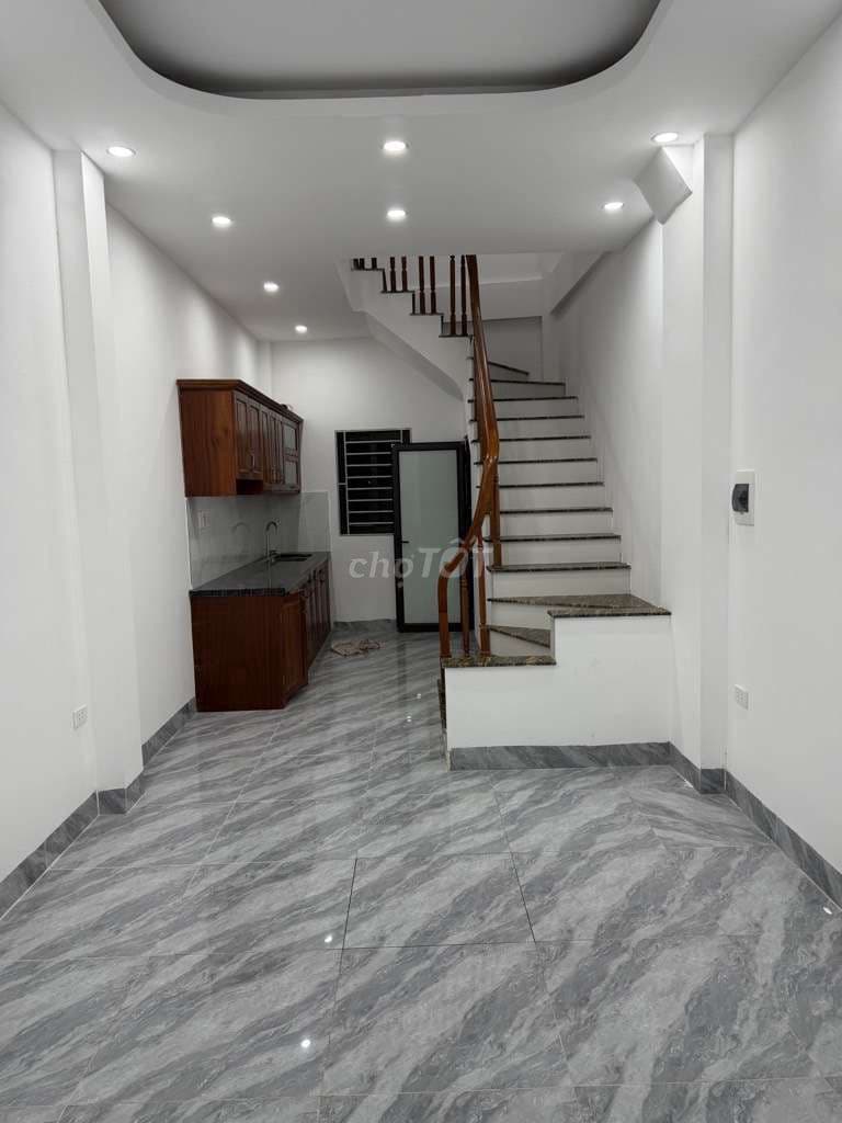 HÀNG XÓM GỬI BÁN - Ảnh 2
