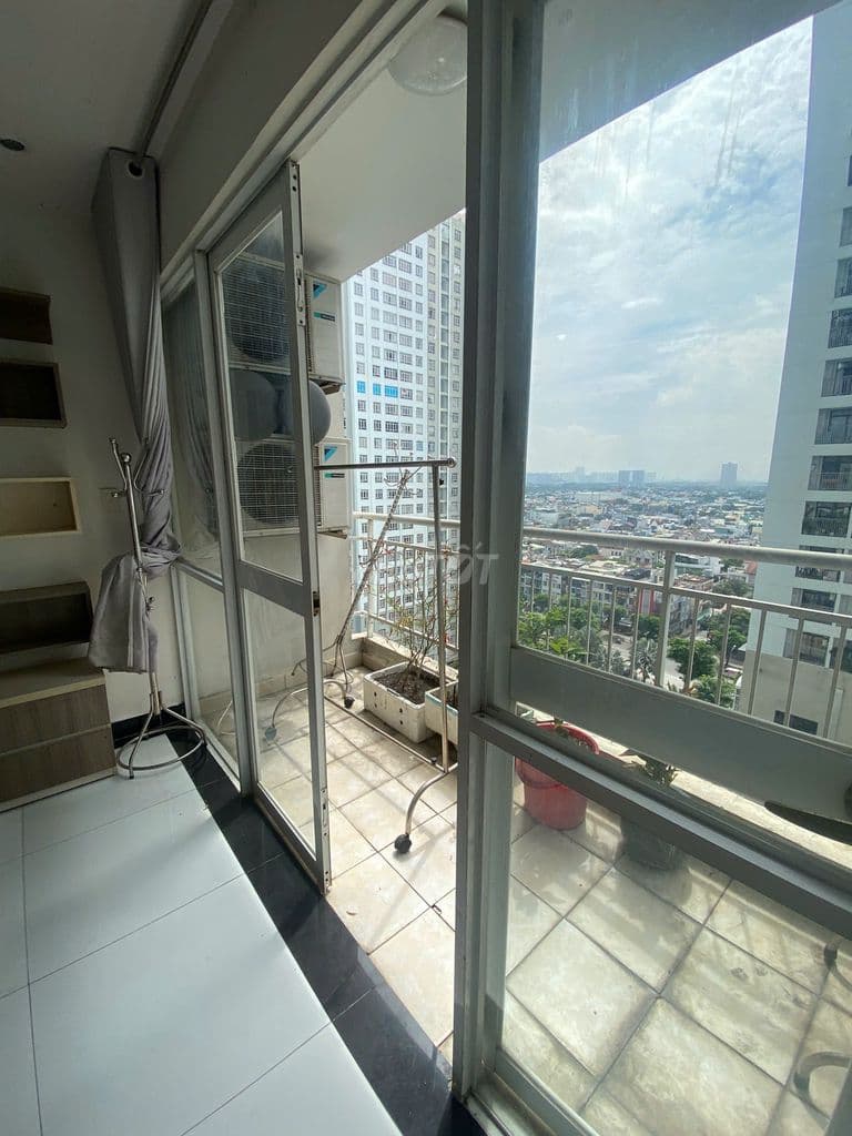 Bán căn hộ Giai Việt 2PN 2WC 78m2 SHR có ban công tặng lại nội thất - Ảnh 3