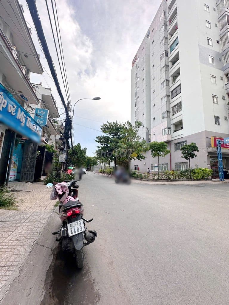 🔴 Nhà mới 6*20m đường nội bộ Tạ Quang Bửu P5Q8 xe hơi trong nhà