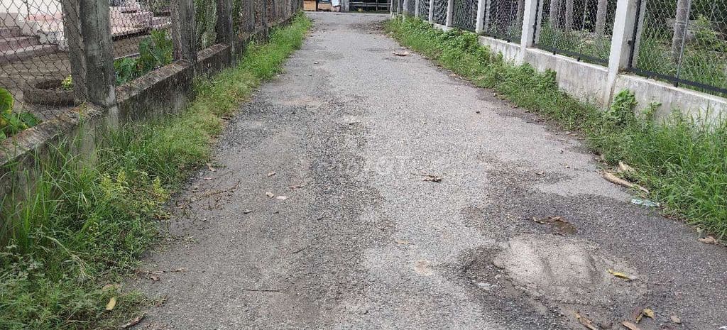 BÁN NHÀ HÓC MÔN - Ô TÔ ĐẬU CỬA - DT KHỦNG - GIÁ RẺ. - Ảnh 2