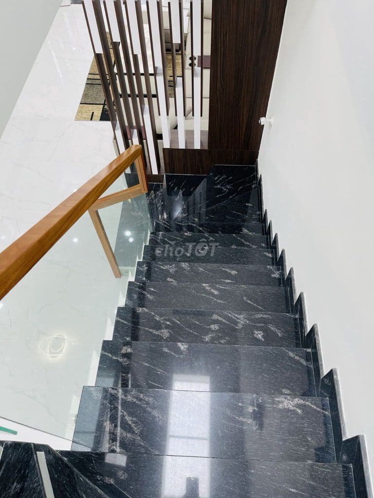 Chính chủ Bán nhà đường Nguyễn thiện thuật giá 7 tỷ - Ảnh 2