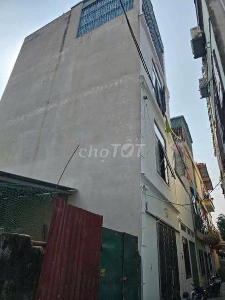 bán nhà 4 tầng Đông Mỹ nhỏ xinh giá hợp lý - Ảnh 3
