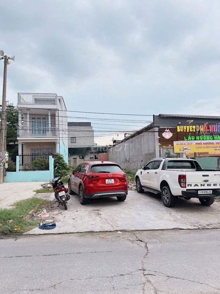 bán đất mặt tiền đường ống nước Làng Đại Học