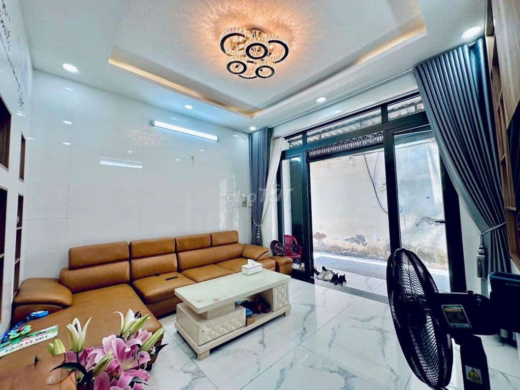 Bán Nhà, quang trung Gò vấp ,Ngang 4M- 50M ,Giá : 4.5Tỷ