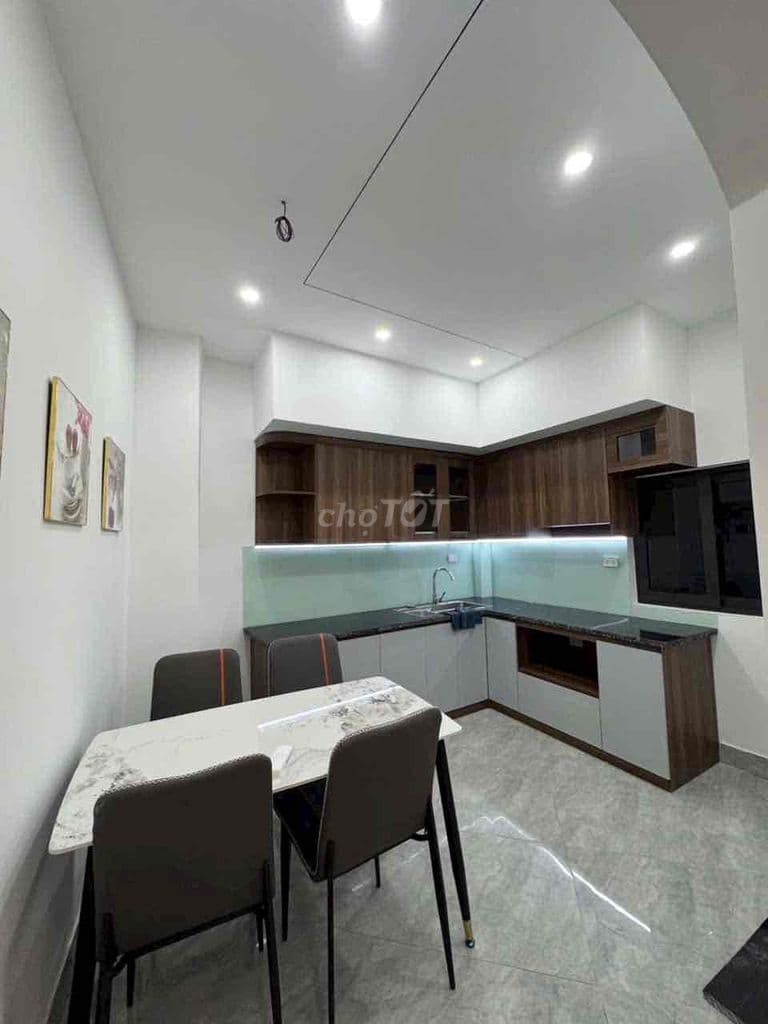 bán nhà 4 tầng vĩnh hưng hoàng mai