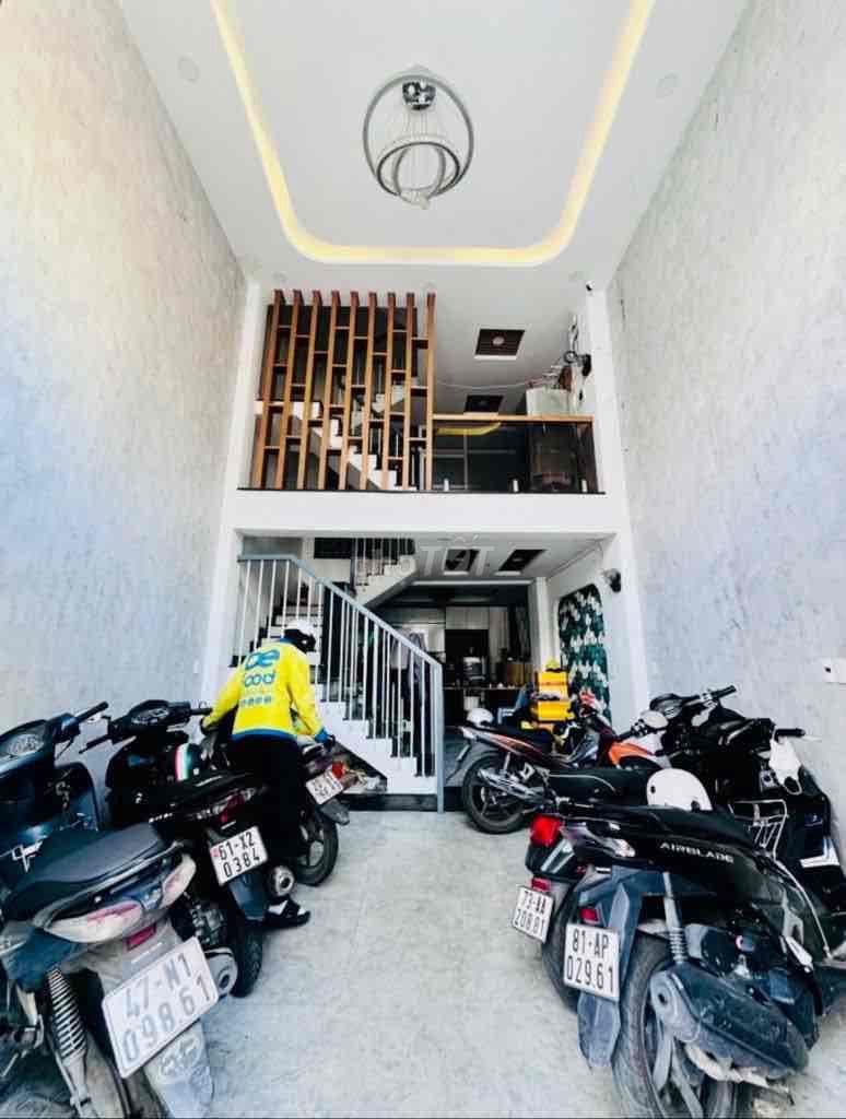 BÁN NHÀ THỐNG NHẤT - CHDV 6 PHÒNG - 52m2 - TN TRÊN 30 TRIỆU - 6.x Tỷ