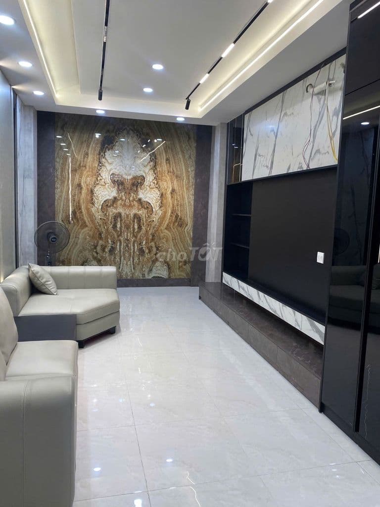 🔥 SIÊU PHẨM LÒ ĐÚC – 6 TẦNG THANG MÁY – CÁCH PHỐ 10M 🔥 - Ảnh 3