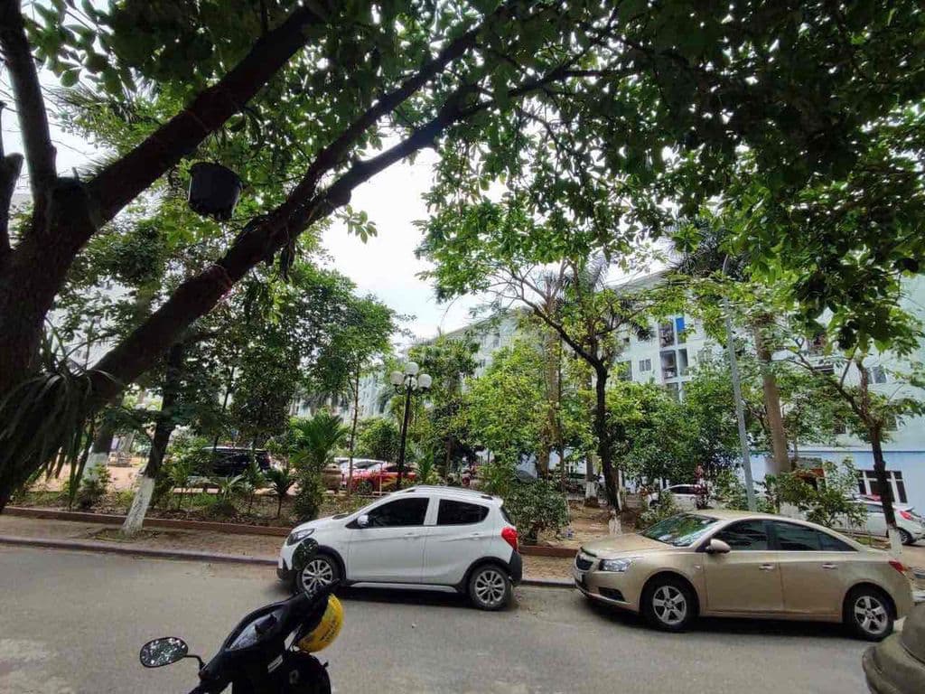 Chỉ hơn 2 tỷ có ngay nhà đẹp Long Biên . Fun nội thất Các bác có nhu - Ảnh 3
