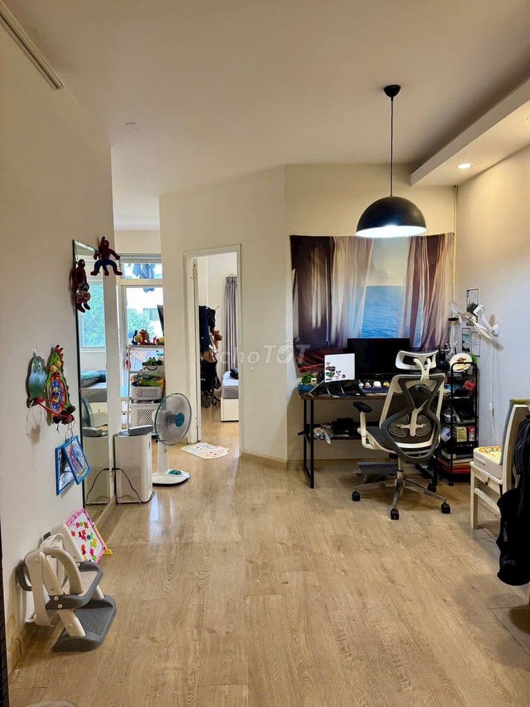 Cần bán căn hộ Hưng Vượng 2, Phú Mỹ Hưng, view công viên giá đầu tư