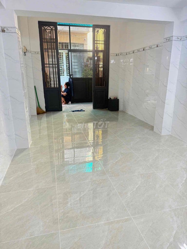 Hẻm 5m Ngô Quyền 5 Tầng 4PN 4WC -7,5Tỷ
