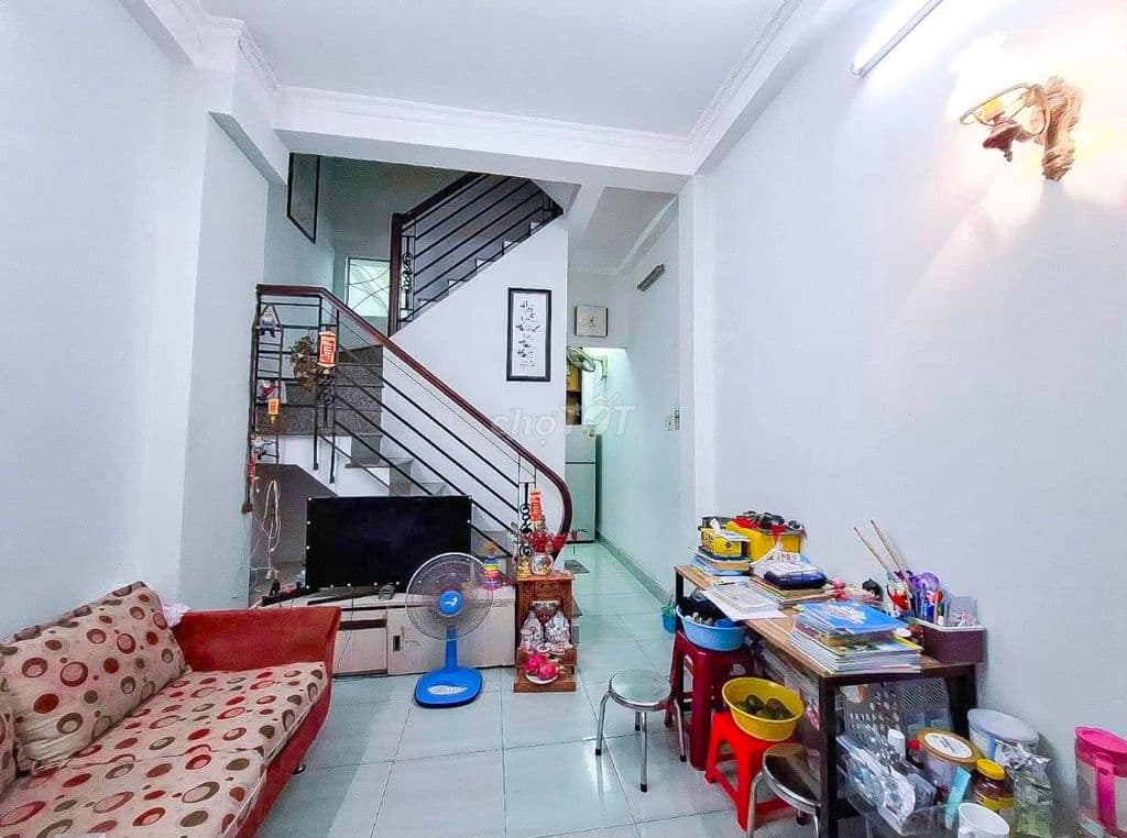 373 Lý Thường Kiệt, P9 Tân Bình 30m2 nhà 4 tầng có 5 PN chủ hạ 5.48 tỷ
