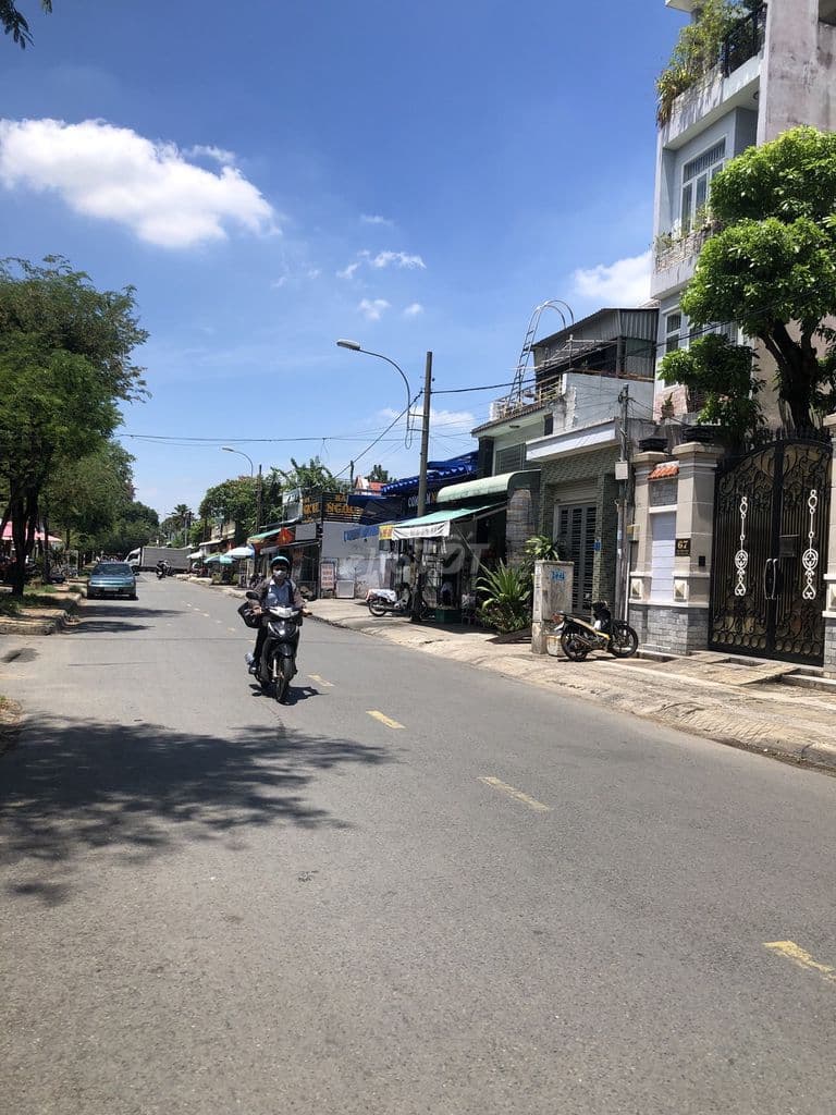 BÁN NHÀ BIỆT THỰ MT ĐƯỜNG NGAY HOÀNG DIỆU 2 - DT 16 X 48M CHỈ 78 TR/M2 - Ảnh 2