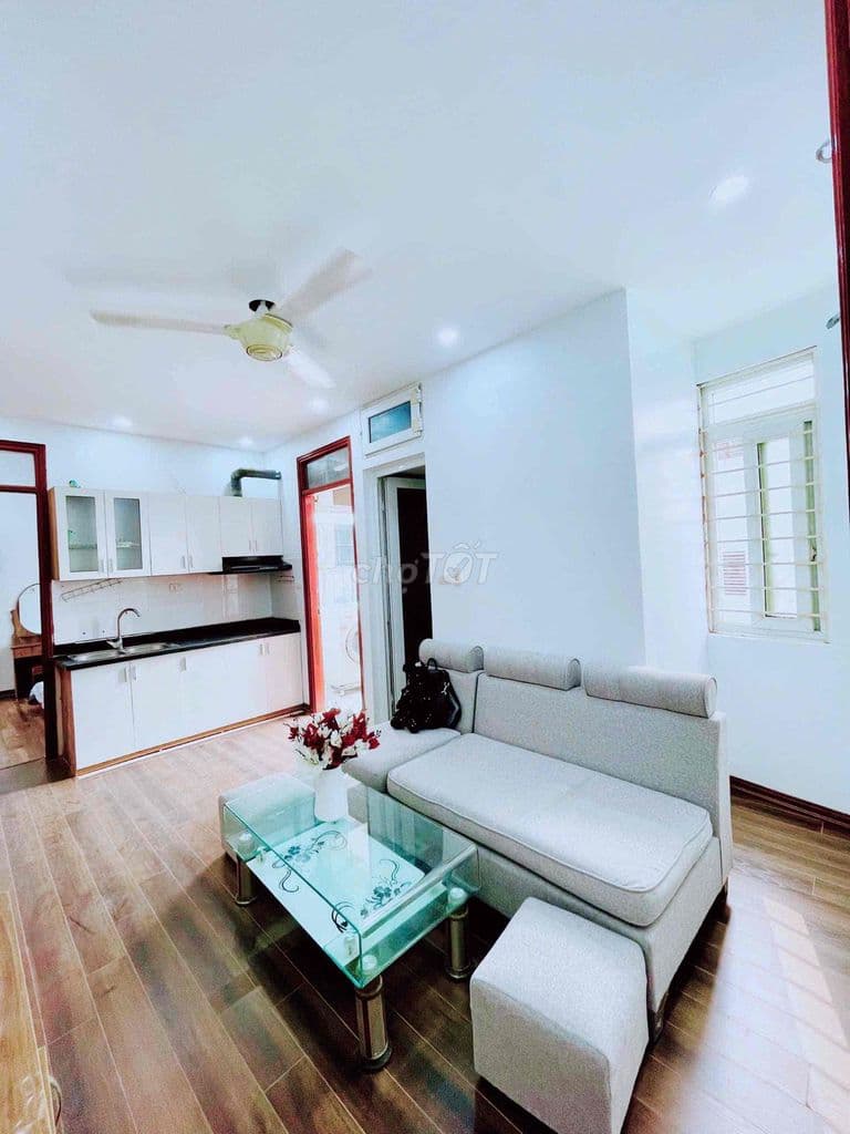 Bán CCMN Mặt Phố Chính, Thoáng Đẹp Đối Diện Royal City - Ảnh 3
