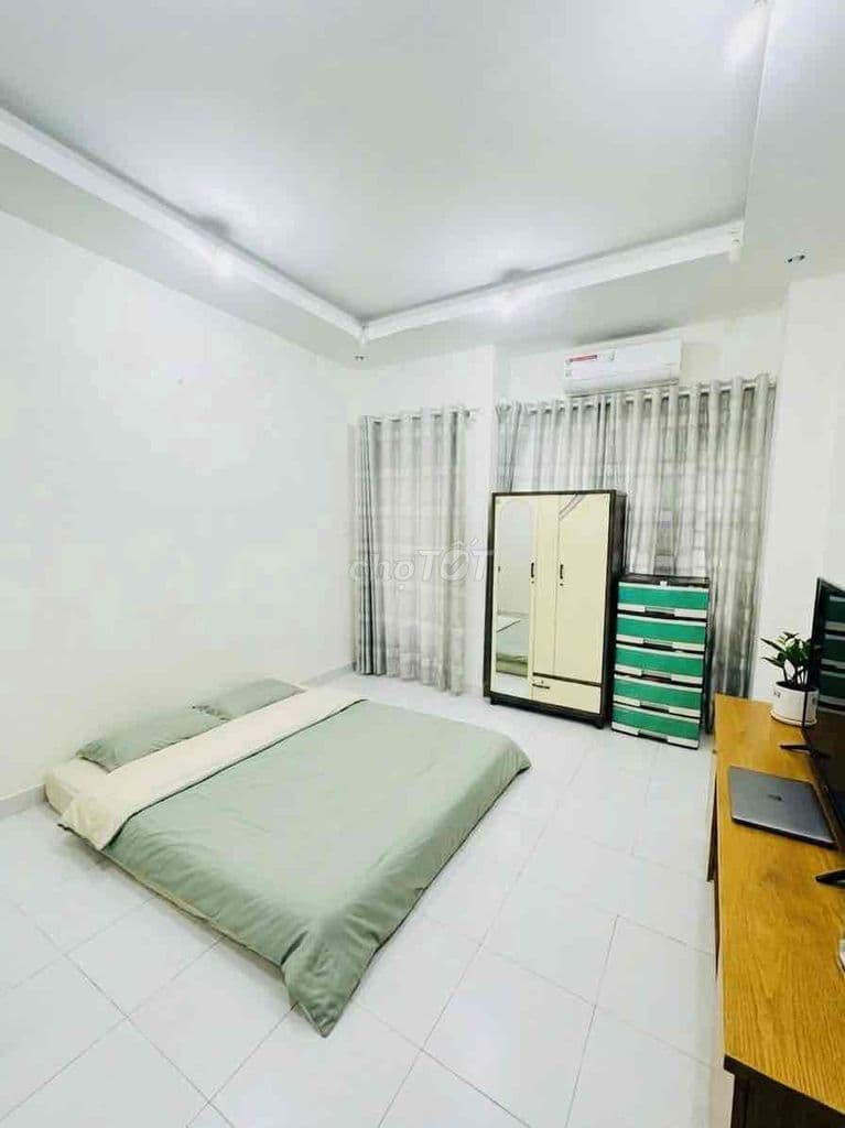 BÁN NHÀ 5 TẦNG TÂN BÌNH – HXH – NGANG 5M HIẾM