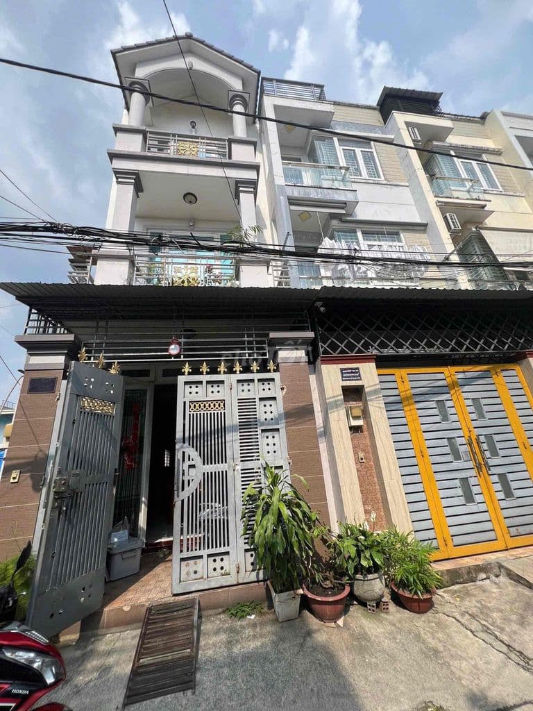 Bán Nhà Phường Hiệp Bình Thủ Đức 3 Tằng 150M(SD)