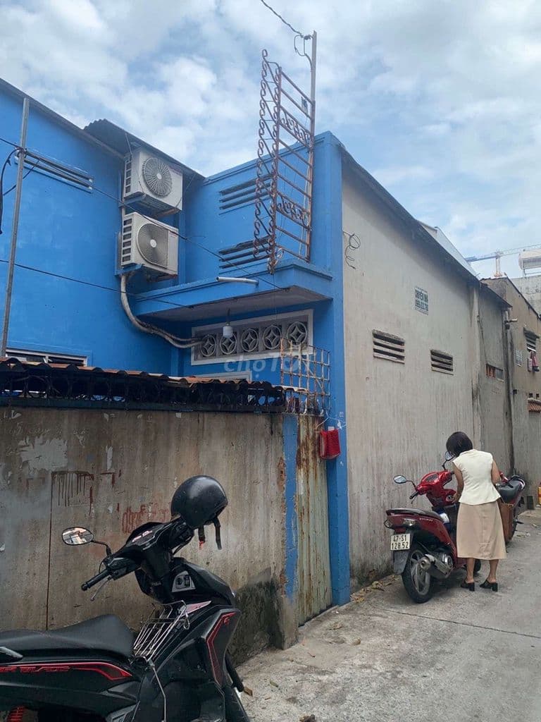 NGUYỄN PHÚC CHU-TÂN BÌNH - BÁN ĐẤT TẶNG NHÀ C4 70M2 (4x17.5) XH ĐỖ CỬA - Ảnh 3